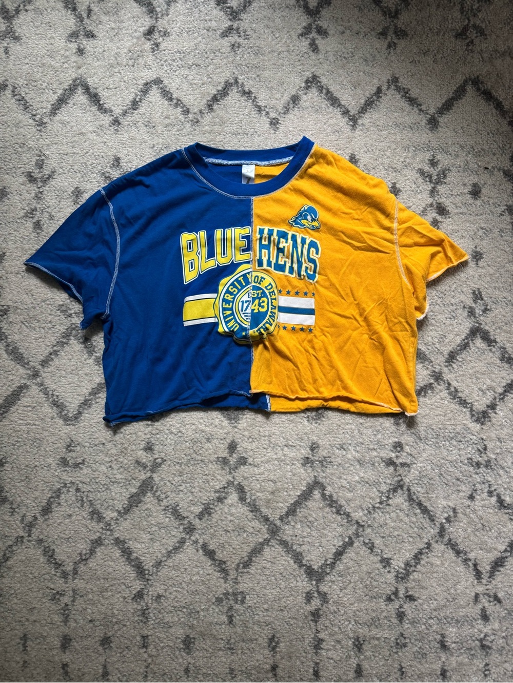 Blue Hens Split-Color Cropped Tee - Blue & Yellow